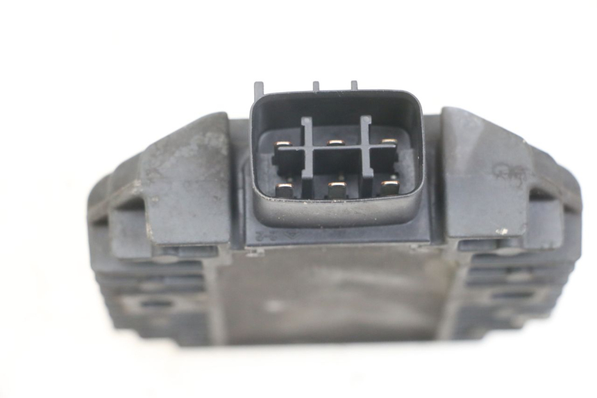 photo de REGULADOR DE CARGA YAMAHA XMAX X-MAX 125 (2006 - 2009) - Detalle de la pieza