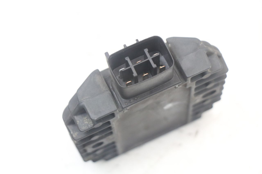 photo de REGULADOR DE CARGA YAMAHA XMAX X-MAX 125 (2006 - 2009) - Zoom estado de uso