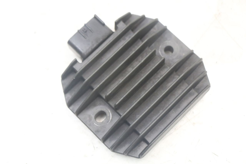 photo de REGULADOR DE CARGA YAMAHA XMAX X-MAX 125 (2006 - 2009) - Detalle de la pieza
