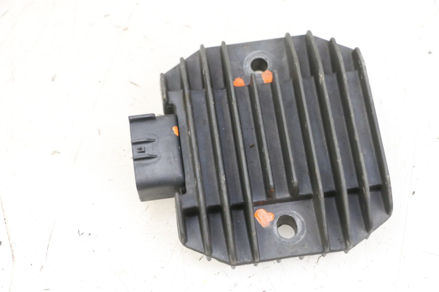 photo de REGULADOR DE CARGA YAMAHA XMAX X-MAX 125 (2006 - 2009) - Detalle de la pieza