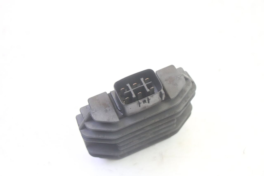 photo de REGULADOR DE CARGA YAMAHA XMAX X-MAX 125 (2006 - 2009) - Otra perspectiva