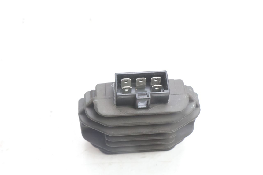 photo de REGULADOR DE CARGA YAMAHA X-MAX XMAX 125 (2010 - 2013) - Zoom estado de uso