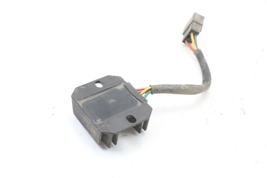 photo de REGULADOR SYM X-PRO 4T 50 (2014 - 2021) - Detalle de la pieza