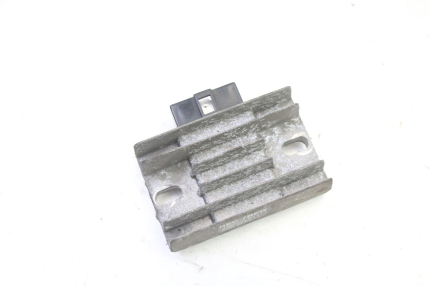 photo de REGULADOR DE CARGA PIAGGIO X9 EVOLUTION 125 (2003 - 2007) - Detalle de la pieza