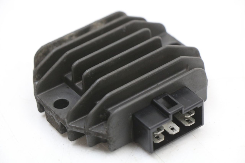 photo de REGULADOR DE CARGA PIAGGIO X9 125 (2000 - 2003) - Vista principal