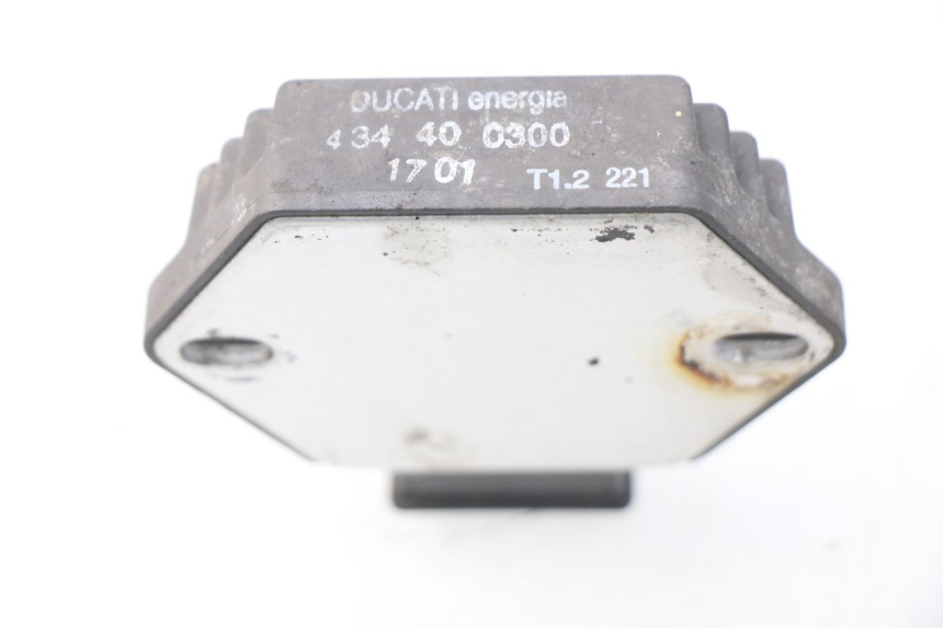 photo de REGULADOR HONDA XLV VARADERO 125 (2000 - 2006) - Otra perspectiva