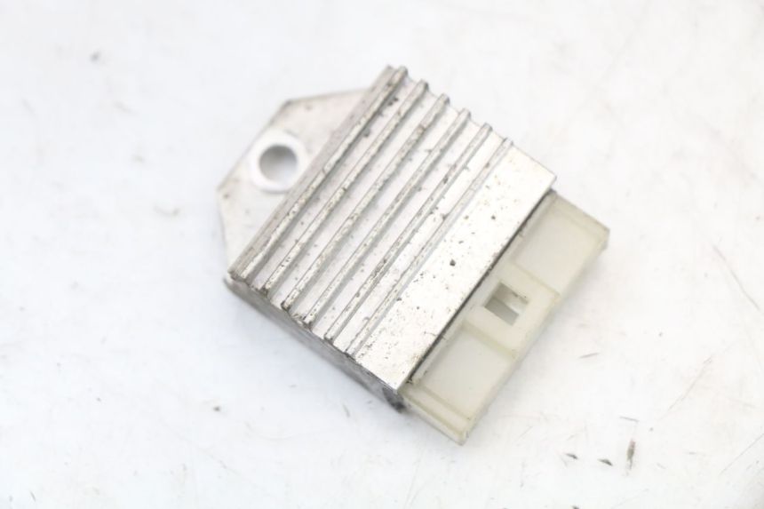 photo de REGULADOR YAMAHA BW'S NG NEXT GENERATION 50 (1996 - 2003) - Vista principal