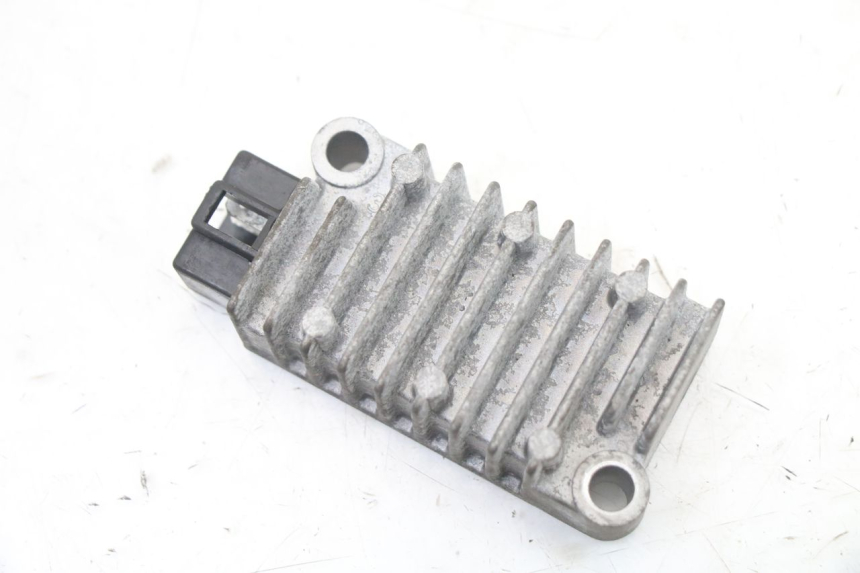 photo de REGULADOR DE CARGA YAMAHA NEOS NEO'S 4T 50 (2008 - 2016) - Detalle de la pieza