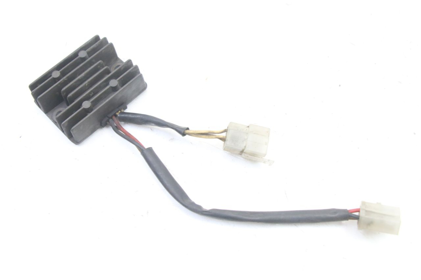 photo de REGULADOR DE CARGA YAMAHA SR 125 (1982 - 2003) - Zoom estado de uso