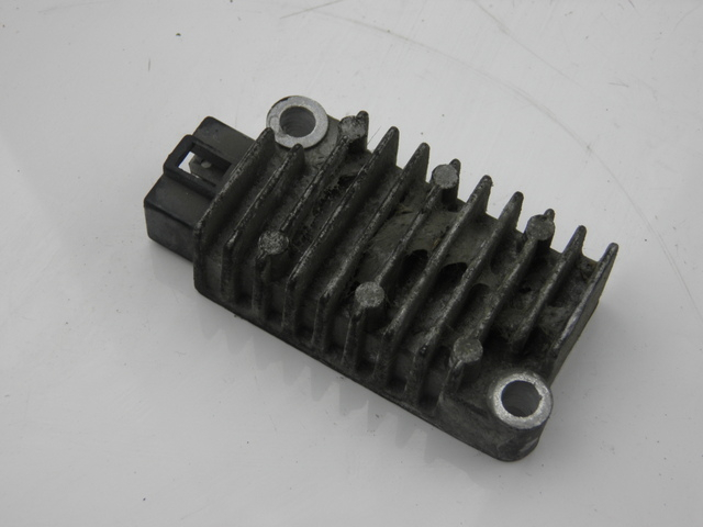 photo de REGULADOR YAMAHA TDR 125 (1997 - 1996) - Vista principal