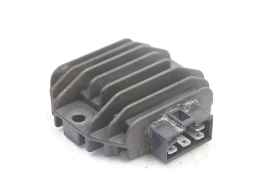 photo de REGULADOR YAMAHA X-MAX XMAX ABS 250 (2010 - 2014) - Vista principal