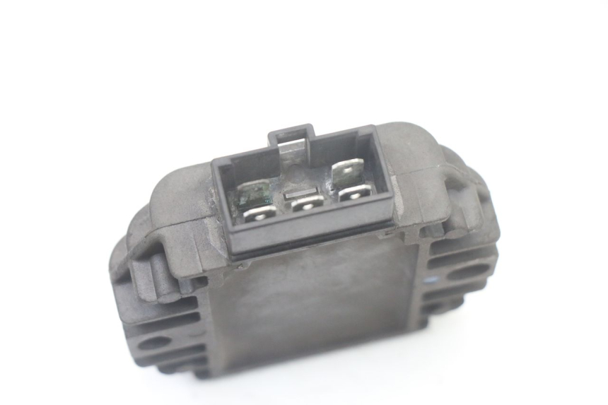 photo de REGULADOR YAMAHA X-MAX XMAX ABS 250 (2010 - 2014) - Zoom estado de uso