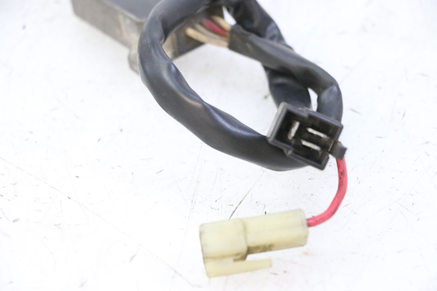 photo de REGULADOR YAMAHA XV VIRAGO 535 (1988 - 2004) - Detalle de la pieza