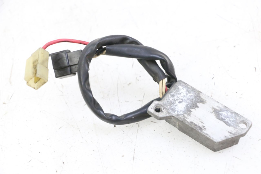 photo de REGULADOR YAMAHA XV VIRAGO 535 (1988 - 2004) - Otra perspectiva