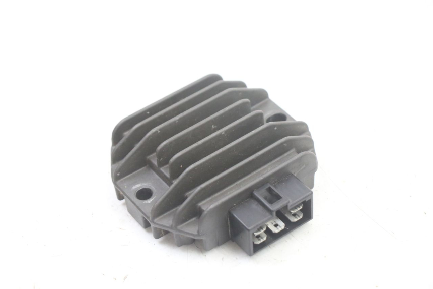 photo de REGULADOR DE CARGA YAMAHA YP MAJESTY 125 (2007 - 2010) - Vista principal