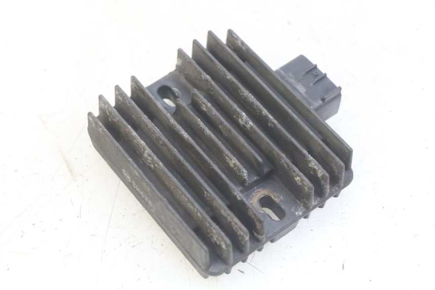 photo de REGULADOR DE CARGA YAMAHA YP MAJESTY 400 (2004 - 2008) - Zoom estado de uso