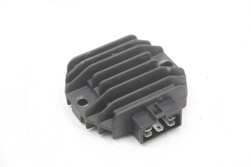 photo de REGULADOR DE CARGA YAMAHA YP MAJESTY 125 (2002 - 2006) - Vista principal