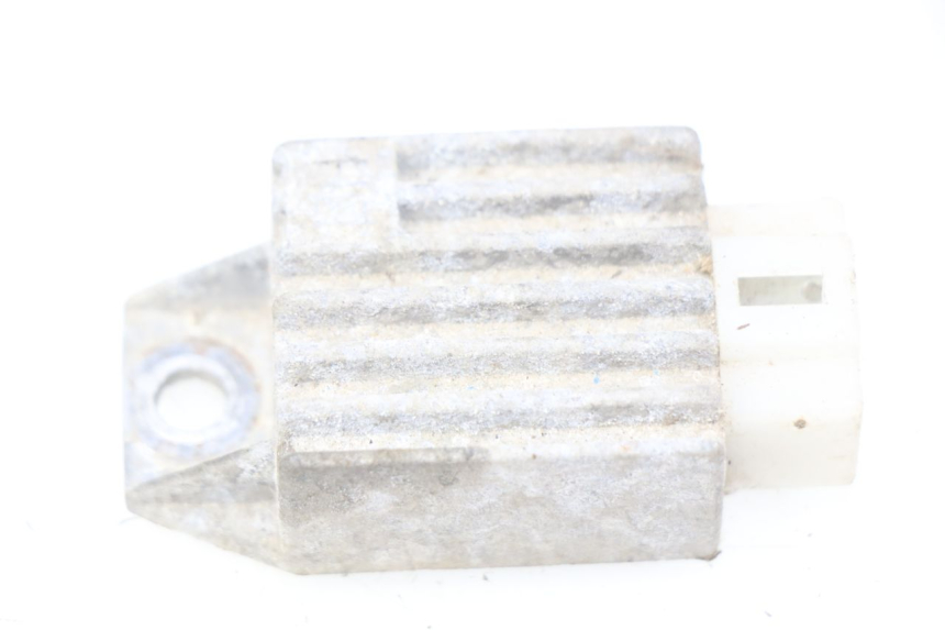 photo de REGULADOR DE CARGA YIYING YY50QT-10 50 (2007 - 2022) - Vista principal