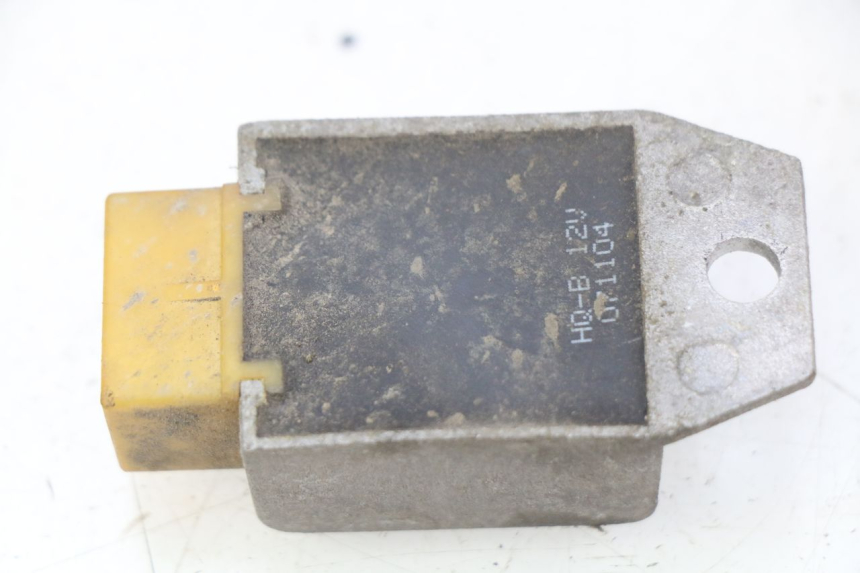 photo de REGULADOR DE CARGA YIYING YY50QT-10 50 (2007 - 2022) - Zoom estado de uso