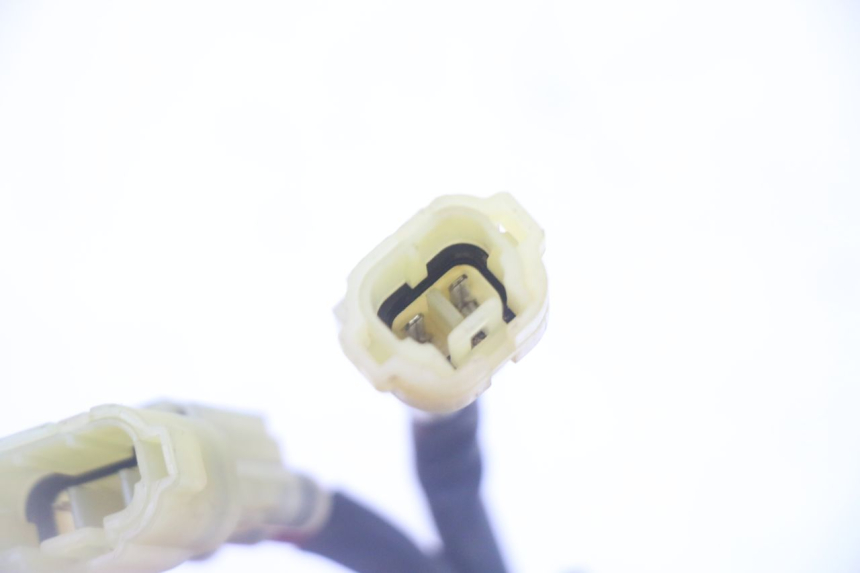 photo de REGULADOR YAMAHA YZ-F YZF 250 (2014 - 2018) - Primer plano técnico