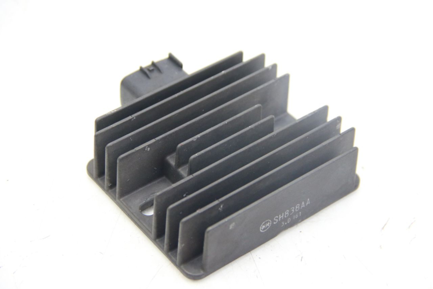 photo de REGULADOR DE CARGA KAWASAKI Z ABS 1000 (2014 - 2020) - Detalle de la pieza