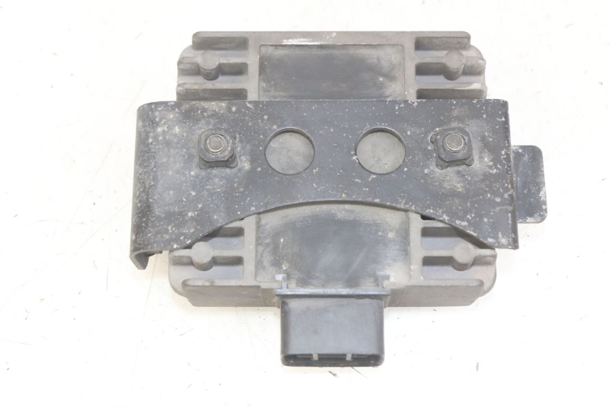 photo de REGULADOR DE CARGA KAWASAKI Z 750 (2007 - 2013) - Detalle de la pieza