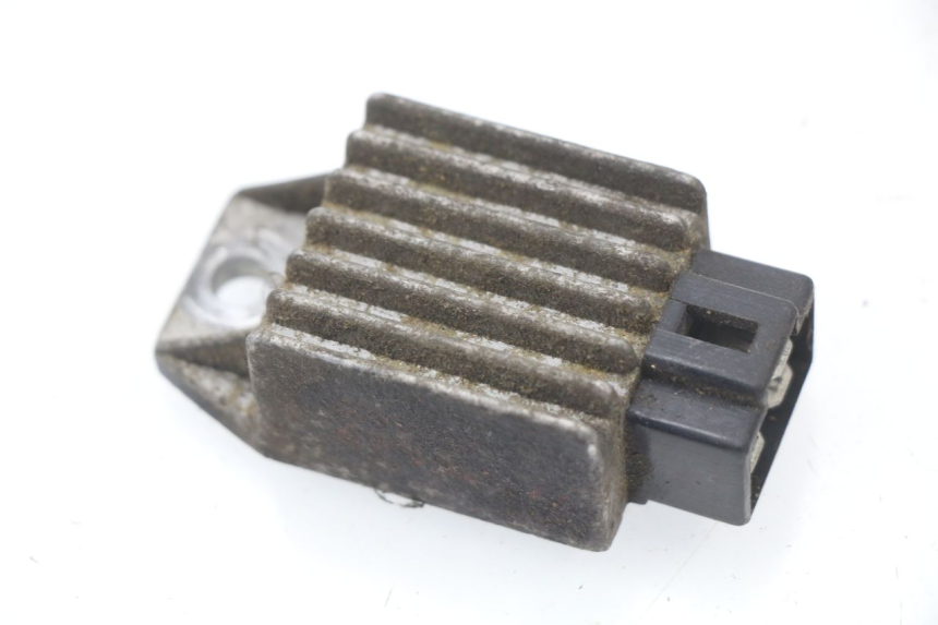 photo de REGULADOR DE CARGA PEUGEOT ZENITH 50 (1994 - 1999) - Vista principal