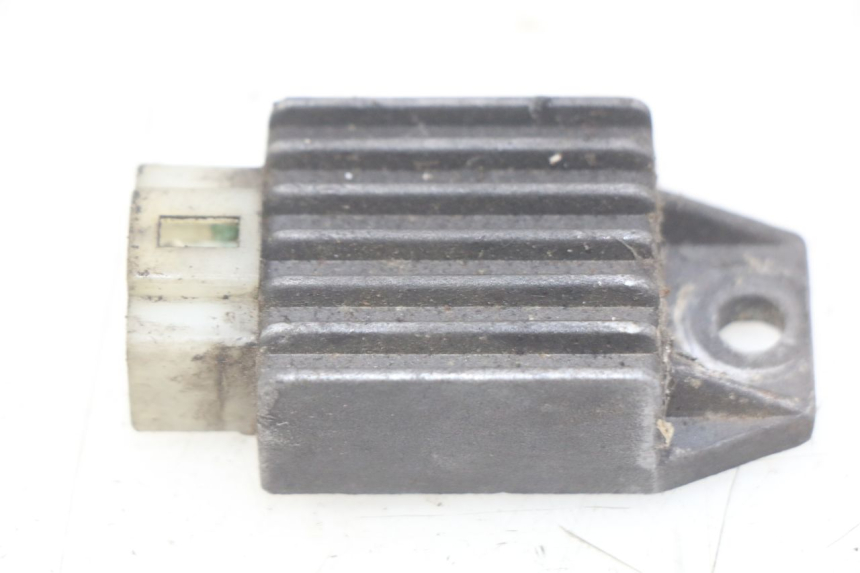 photo de REGULADOR DE CARGA PEUGEOT ZENITH 50 (1994 - 1999) - Vista principal