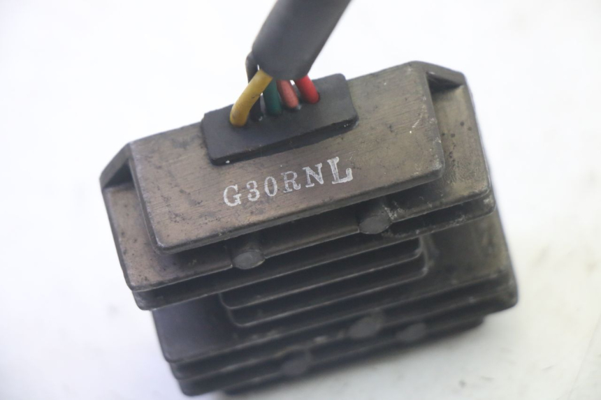 photo de REGULADOR KYMCO ZING 125 (1997 - 2003) - Otra perspectiva