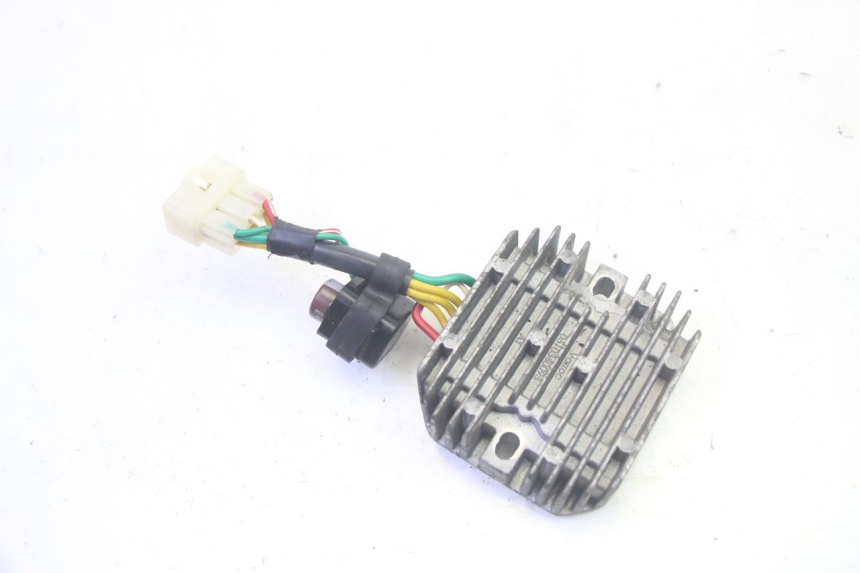 photo de REGULADOR DE CARGA PIAGGIO ZIP 4T 50 (2018 - 2020) - Vista principal