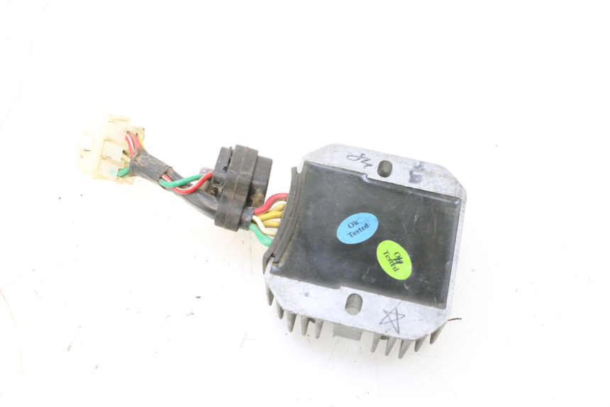 photo de REGULADOR DE CARGA PIAGGIO ZIP 4T 50 (2018 - 2020) - Zoom estado de uso