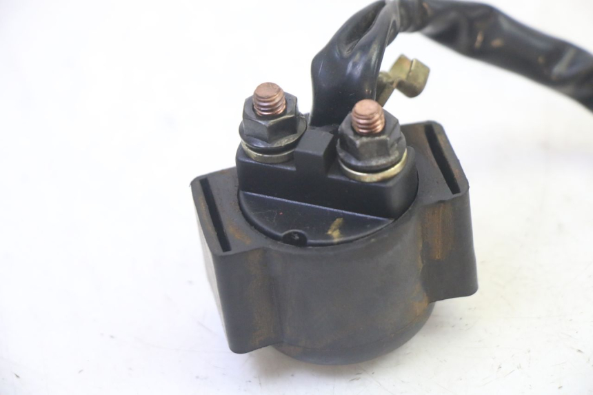 photo de RELE ARRANQUE QUADRO 4 4D 350 (2015 - 2018) - Detalle de la pieza