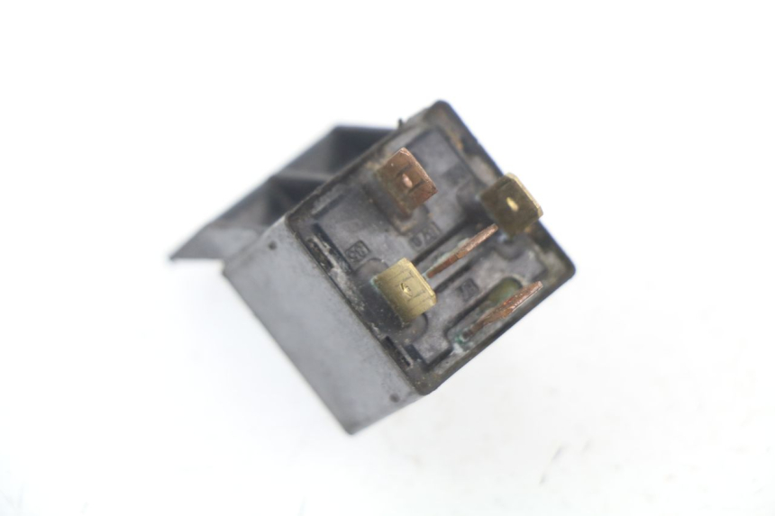 photo de RELE ARRANQUE YAMAHA BW'S 50 (1999 - 2003) - Zoom estado de uso