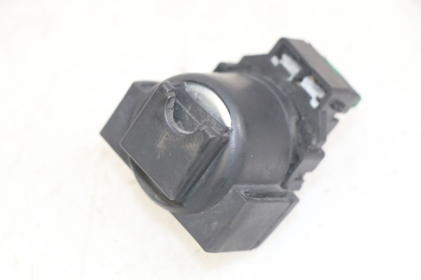 photo de RELÉ DE ARRANQUE HONDA CBR F SC25 1000 (1989 - 1992) - Detalle de la pieza