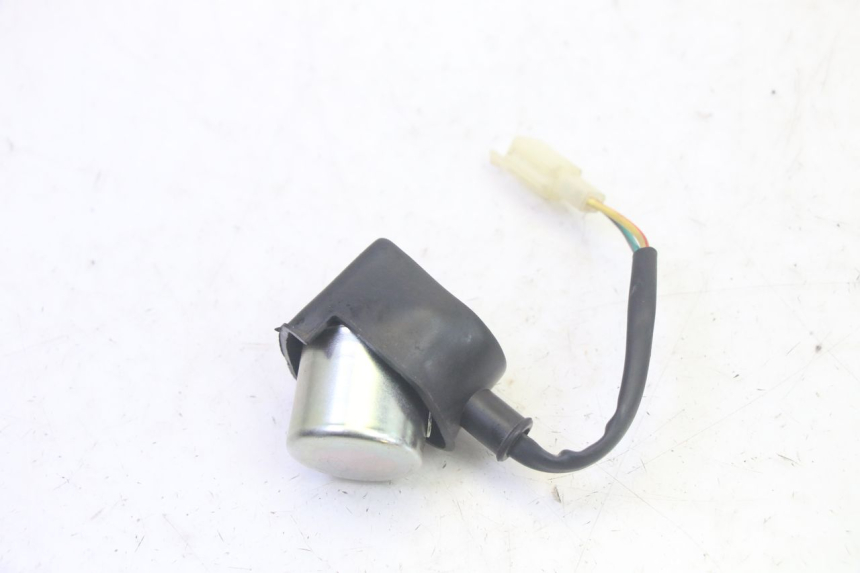 photo de RELE ARRANQUE LONGJIA DIGITA 4T 50 (2019 - 2022) - Primer plano técnico