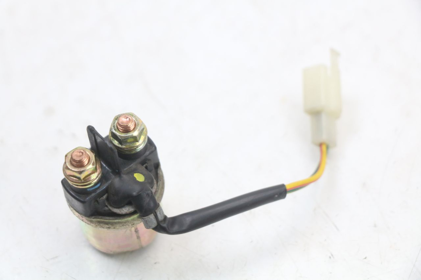 photo de Relé de arranque KYMCO DINK STREET ABS 125 (2011 - 2018) - Zoom estado de uso