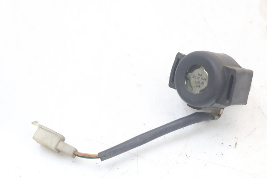 photo de RELÉ DE ARRANQUE SYM FIDDLE 2 50 (2008 - 2013) - Primer plano técnico