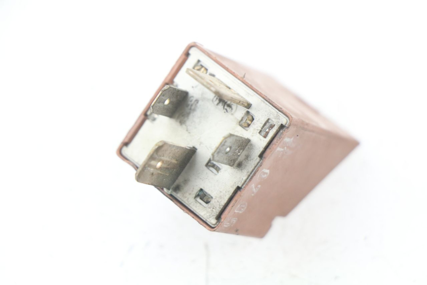 photo de RELE ARRANQUE PIAGGIO FLY 2T 50 (2004 - 2017) - Zoom estado de uso