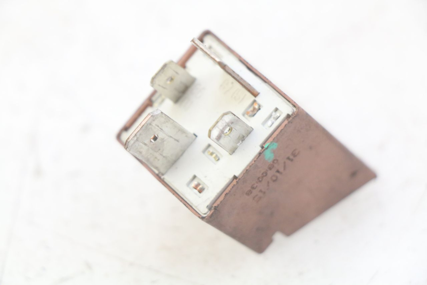 photo de RELE ARRANQUE PIAGGIO FLY 4T 50 (2013 - 2017) - Zoom estado de uso