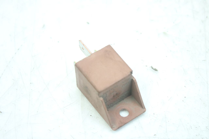 photo de RELE ARRANQUE PIAGGIO FLY 4T 50 (2013 - 2017) - Zoom estado de uso