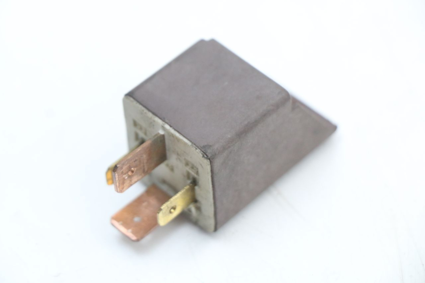 photo de RELE ARRANQUE PIAGGIO FLY 4T 50 (2004 - 2010) - Zoom estado de uso