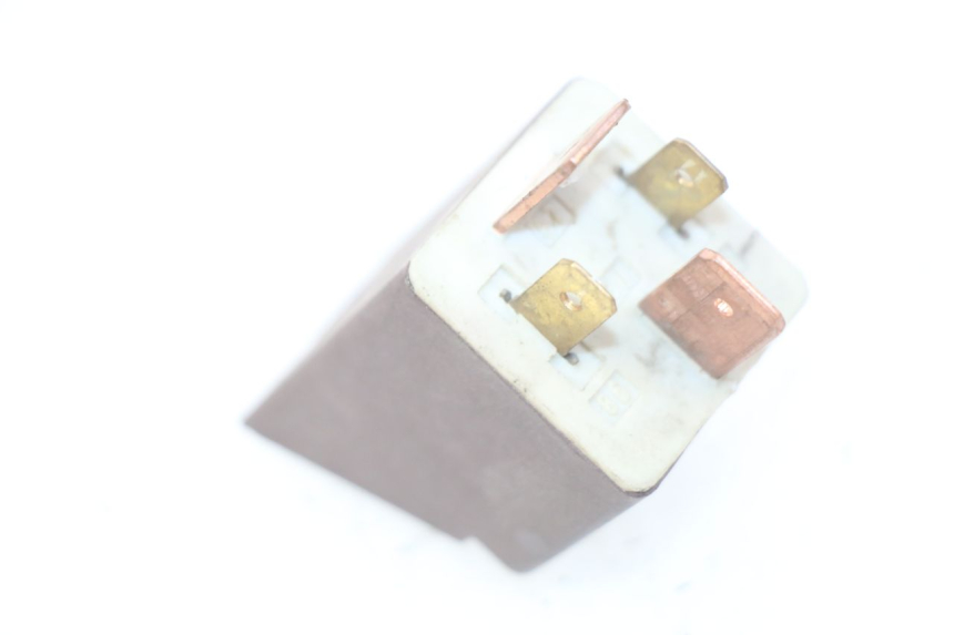 photo de RELE ARRANQUE PIAGGIO FLY 100 (2006 - 2010) - Zoom estado de uso