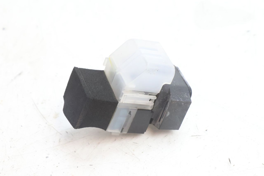 photo de RELE ARRANQUE YAMAHA FZ8 800 (2010 - 2016) - Zoom estado de uso