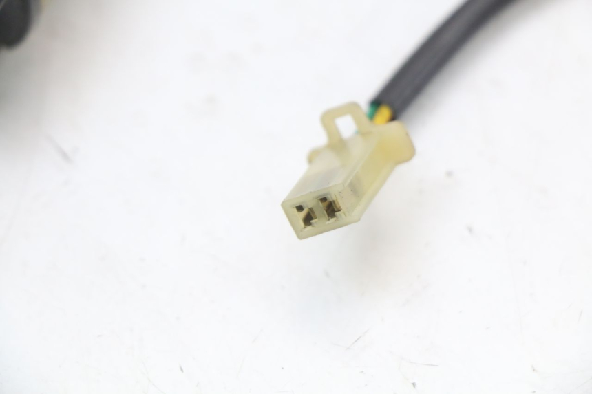 photo de Relé de arranque HYOSUNG GF 125 (2001 - 2005) - Primer plano técnico