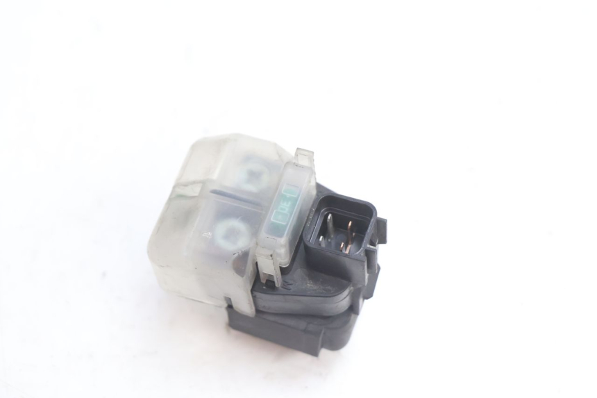 photo de RELE ARRANQUE SUZUKI GSR 600 (2005 - 2012) - Primer plano técnico