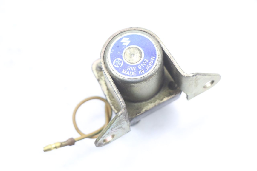 photo de RELE ARRANQUE SUZUKI GSX E 250 (1982 - 1983) - Otra perspectiva