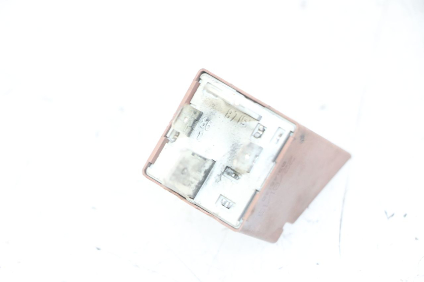 photo de RELE ARRANQUE PIAGGIO IE MP3 YOURBAN 300 (2011 - 2016) - Otra perspectiva