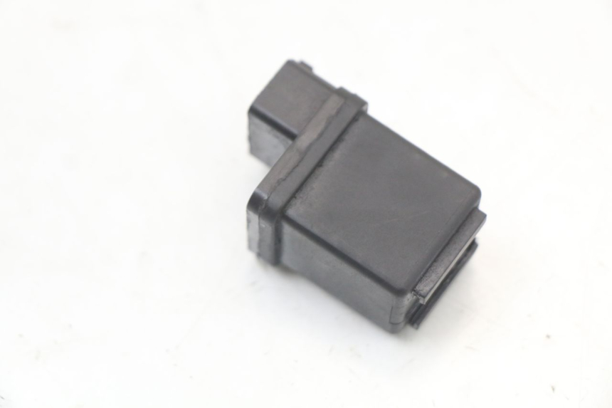 photo de RELE ARRANQUE PEUGEOT KISBEE 2T 50 (2018 - 2022) - Zoom estado de uso