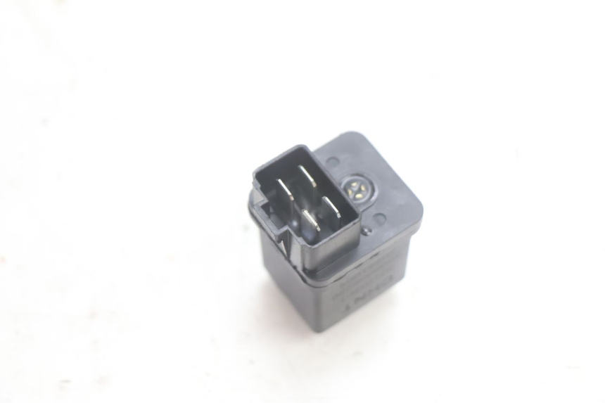 photo de RELE ARRANQUE PEUGEOT KISBEE 2T 50 (2010 - 2017) - Zoom estado de uso