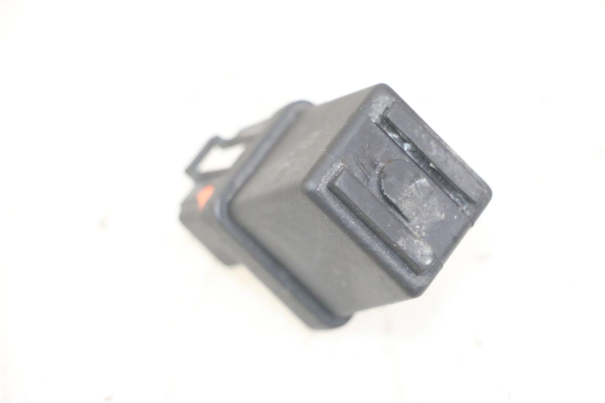 photo de RELE ARRANQUE PEUGEOT KISBEE 4T 50 (2018 - 2022) - Otra perspectiva